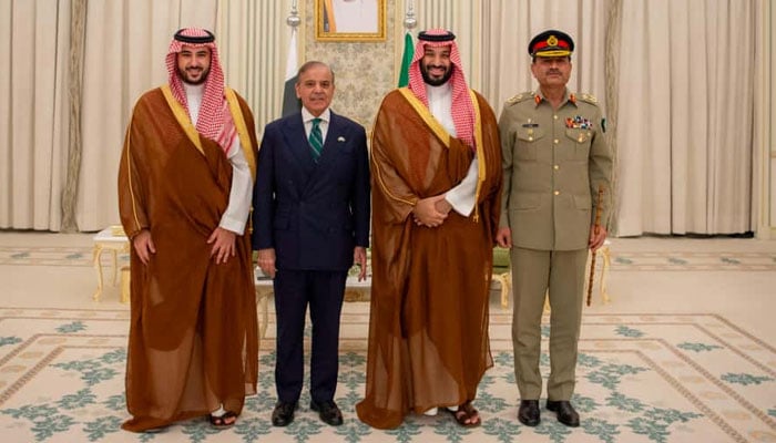 (From right to left) Chief of Army Staff Field Marshal Asim Munir, Saudi Crown Prince Mohammed bin Salman and Prime Minister Shehbaz Sharif on September 17, 2025. — Prime Ministers Office