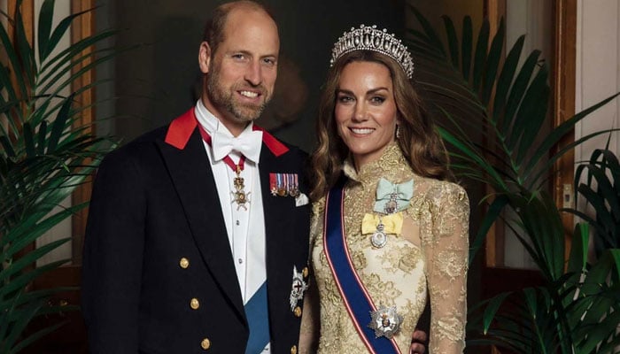Kate Middleton steals the show as fans praise her glamorous appearance