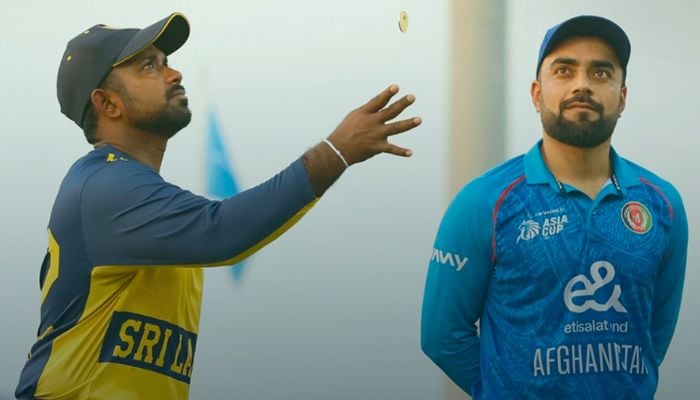 Sri Lanka captain Charith Asalanka (left) and Afghanistans Rashid Khan at the toss at the Zayed Cricket Stadium in Abu Dhabi on September 18, 2025. — Facebook/@AsianCricketCouncil