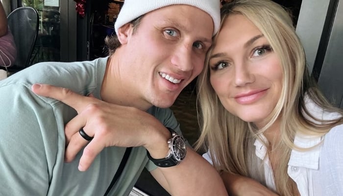 Photo: Brooke Hogans husband clears the air about hotel stay