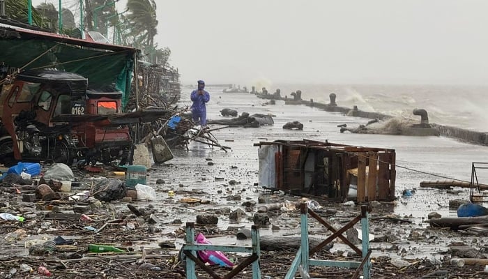 China prepares to evacuate 400,000 as super typhoon makes landfall in Philippines