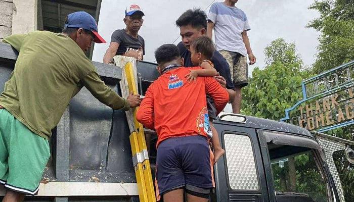 China prepares to evacuate 400,000 as super typhoon makes landfall in Philippines