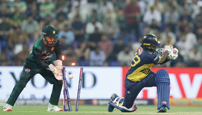 Sri Lankas Wanindu Hasaranga bowled out by Pakistans Abrar Ahmed during the Asia Cup 2025s Super Fours match at Sheikh Zayed Stadium, Abu Dhabi, on September 23, 2025. — ACC