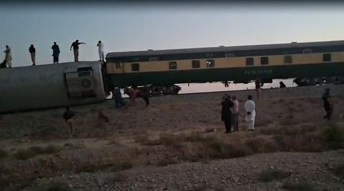 Jaffar Express derails in Mastung’s Dasht area after explosion on track