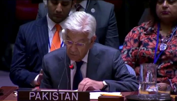 Defence Minister Khawaja Asif addresses UNSC session on on artificial intelligence, September 24, 2025. — X/@PakistanUN_NY