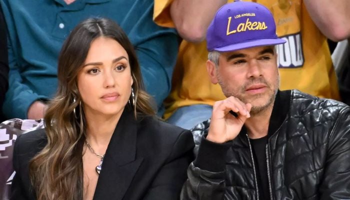 Jessica Alba seethes with rage over ex-husband Cash Warrens new love
