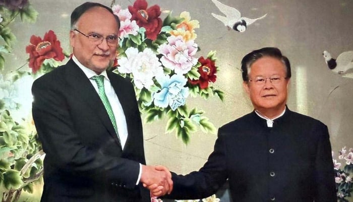 Chairman NDRC Mr. Zheng Shanjie meet with Federal Minister of the planning and Development and special initiatives Ahsan Iqbal at NDRC Office, Beijing, China, September 26, 2025. — APP