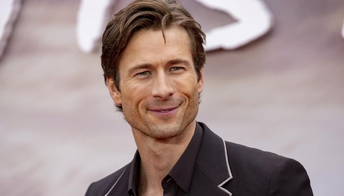 Photo: Glen Powell heaps praise for Robin Williams