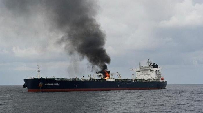 Pakistani crew ‘stranded after ship attacked’ in Yemen