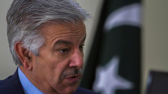 Khawaja Asif says Pakistan not selling nukes under Saudi defence pact