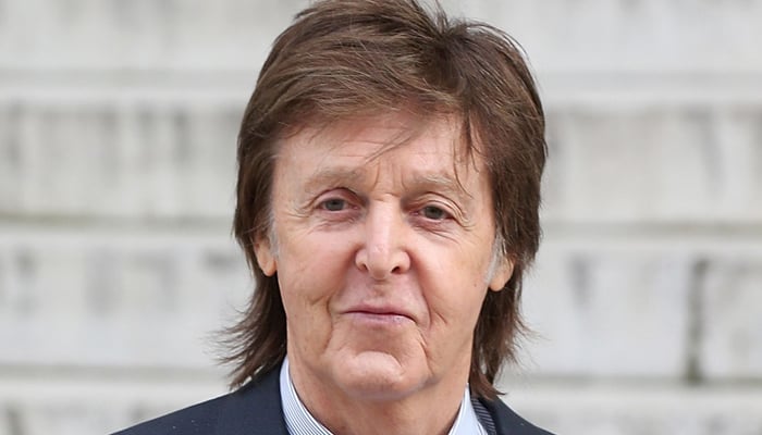 Sir Paul McCartney sings Beatles song ‘Help!’ for first time in solo career