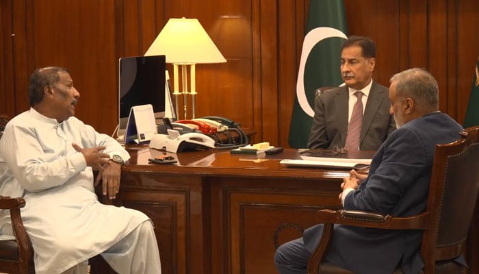 National Assembly Ayaz Sadiq meets members of Parliamentary Reporters Association of Pakistan (PRA) at Speaker House in Parliament, Islamabad, September 29, 2025. — X/@NAofPakistan