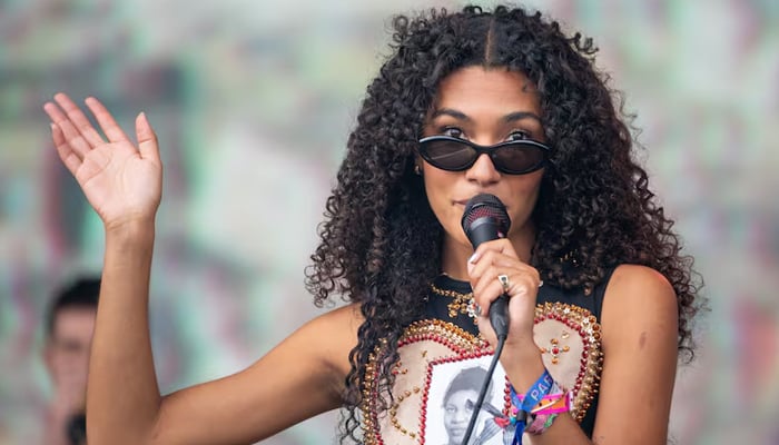 Olivia Dean secures top spot with album ‘The Art of Loving