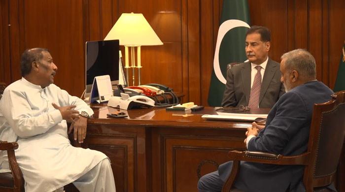 NA adopts resolution condemning Imran Khan’s conduct towards senior journalist
