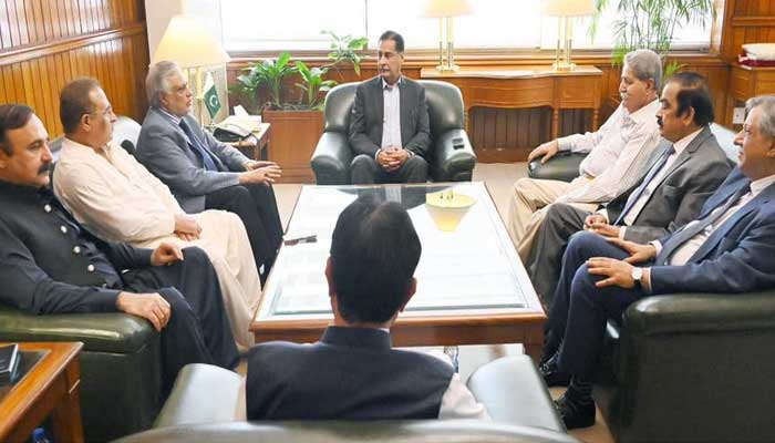 NA Speaker Ayaz Sadiq (centre) pictured along DPM Ishaq Dar, PPPs Naveed Qamar during a meeting between PML-N and PPP leaders on October 1, 2025. — Facebook@SardarAyazSadiq/