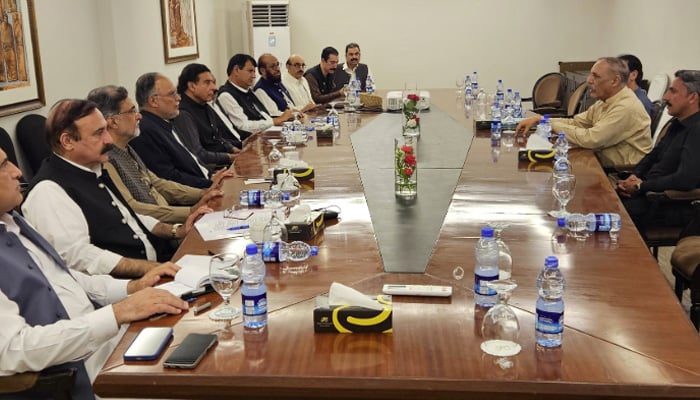Federal government representatives and Jammu Kashmir Awami Action Committee (JKAAC) hold formal dialogue in Muzaffarabad on October 3, 2025. — X/@DrTariqFazal