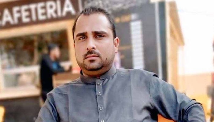 This undated photo shows Mirpur Mathelo Press Club General Secretary Tufail Rind. — Geo News