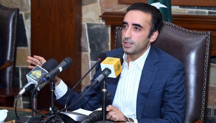 PPP Chairman Bilawal Bhutto Zardari addresses a press conference at Sindh Chief Minister’s House in Karachi, September 25, 2025. APP