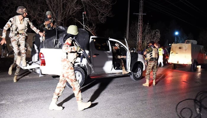 Soldiers enter the Balochistan Police Training College in Quetta. — AFP/File