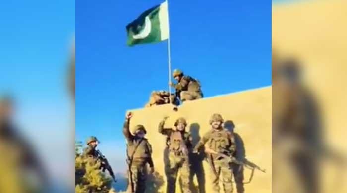 Pakistan captures 30 Afghan posts in retaliatory strikes; Saudi Arabia, Qatar express concern over border clashes
