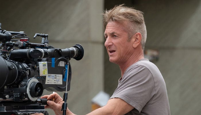 Sean Penn raves about his friend Jack Nicholson