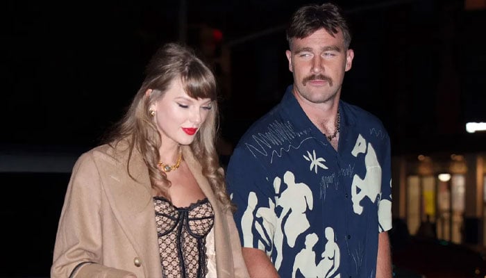 Taylor Swift makes season game-day debut with engagement ring