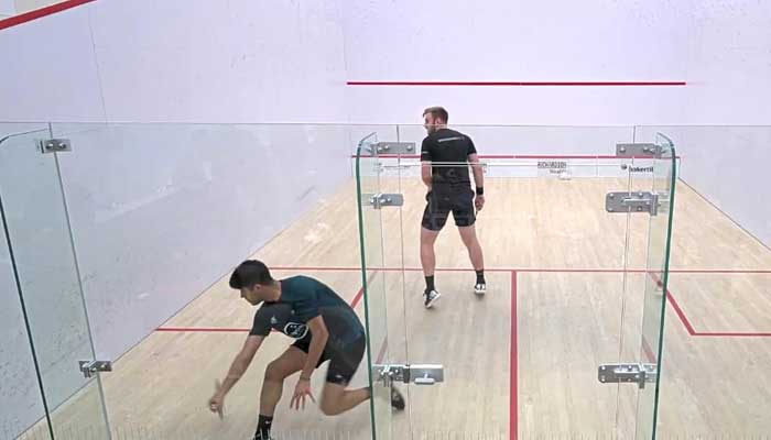 Pakistans Noor Zaman in action against Wales’ Owain Taylo in Round of 16 fixture against Richardson Wealth Vancouver Men’s Open 2025. — Reporter