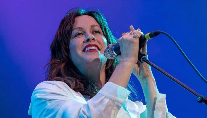Alanis Morissette kicks off Las Vegas residency