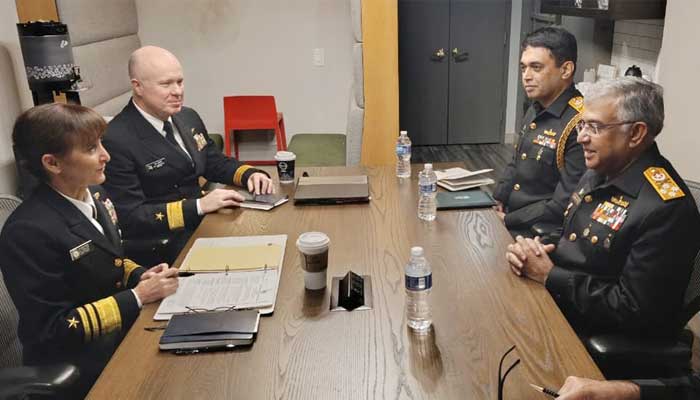 Chief of  Naval Staff Admiral Naveed Ashraf meets US Deputy Chief of Naval Operations Vice Admiral Yvette Davids during his visit to US. Image released on October 17, 2025. — Pakistan Navy