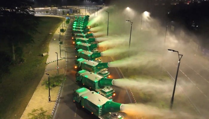 Anti-smog operation under way in Kahna, Lahore. — X/ Marriyum Aurangzeb
