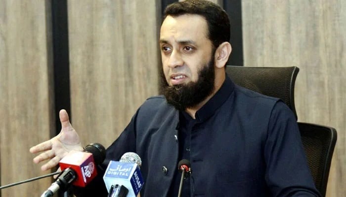 Federal Minister for Information and Broadcasting Attaullah Tarar addresses an event. — APP/File