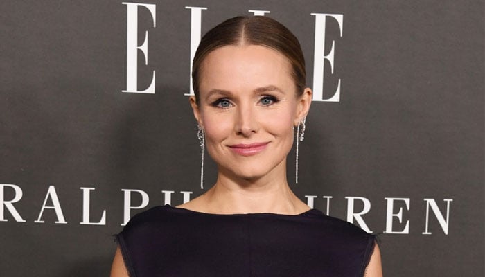Kristen Bell says her preteen daughters advised her against latest red carpet look