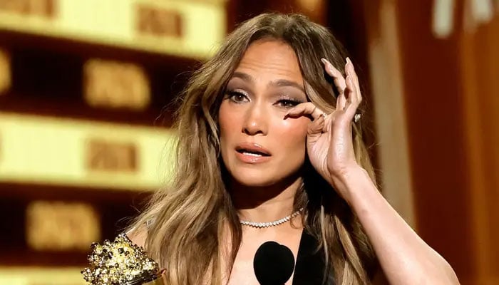Ex-husband calls out Jennifer Lopez on social media