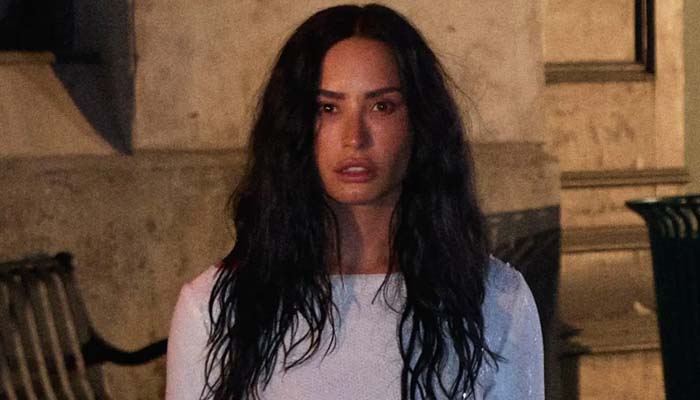 Demi Lovato states it is her ‘responsibility to share her struggles with public