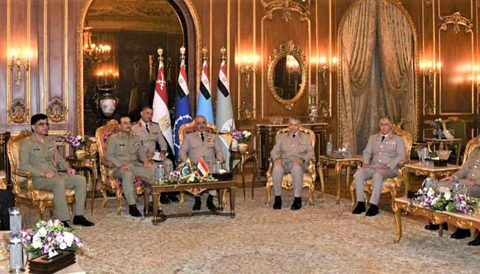 Chief of Army Staff (COAS) Field Marshal Syed Asim Munir meets Egyptian political and defence leadership in Cairo, Egypt, October 23, 2025. — ISPR