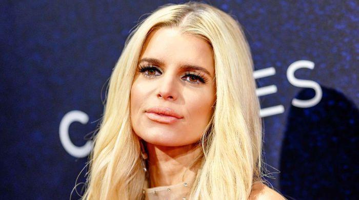 Jessica Simpson’s ‘overcorrected’ transformation sends fans into frenzy Jessica Simpson’s ‘overcorrected’ transformation sends fans into frenzy