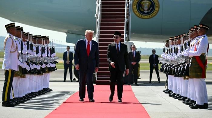 Trump kicks off Asia tour with Malaysia summit ahead of Xi meeting Trump kicks off Asia tour with Malaysia summit ahead of Xi meeting