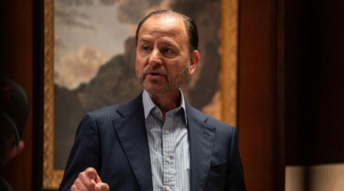 ‘Succession’ star Fisher Stevens leaves US citing political reasons