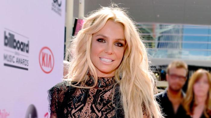 Britney Spears addresses erratic driving video of lookalike