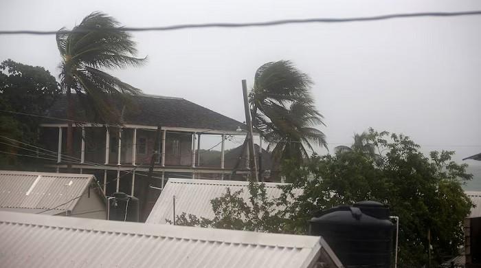 Hurricane Melissa begins lashing Jamaica as ‘catastrophic’ Category 5 storm Hurricane Melissa begins lashing Jamaica as ‘catastrophic’ Category 5 storm