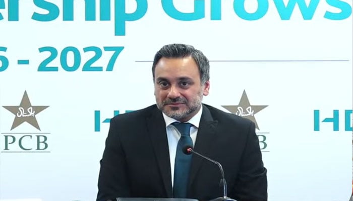 Pakistan Super League (PSL) Chief Executive Officer (CEO) Salman Naseer addresses a press conference at the National Bank Stadium in Karachi on October 29, 2025. – PCB