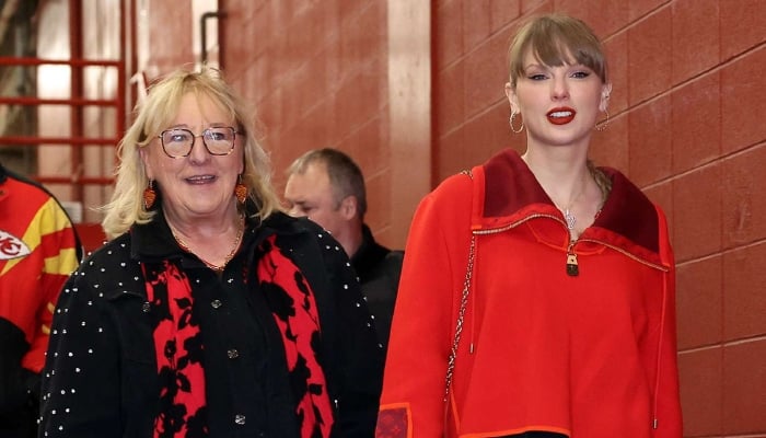Photo: Taylor Swift with Donna Kelce