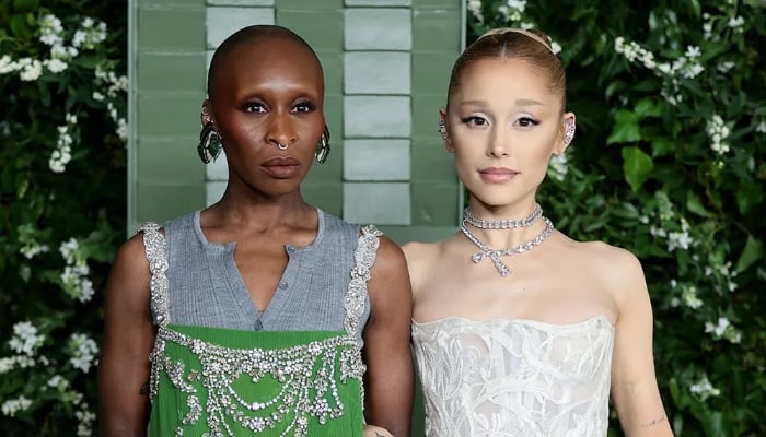 Photo: Wicked director offers insight into Ariana Grande, Cynthia Erivos bond