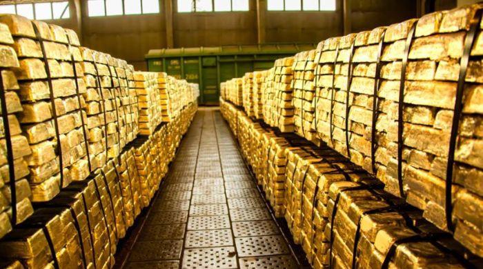 Bank of England's £200bn gold reserves at risk as security guards announce strike