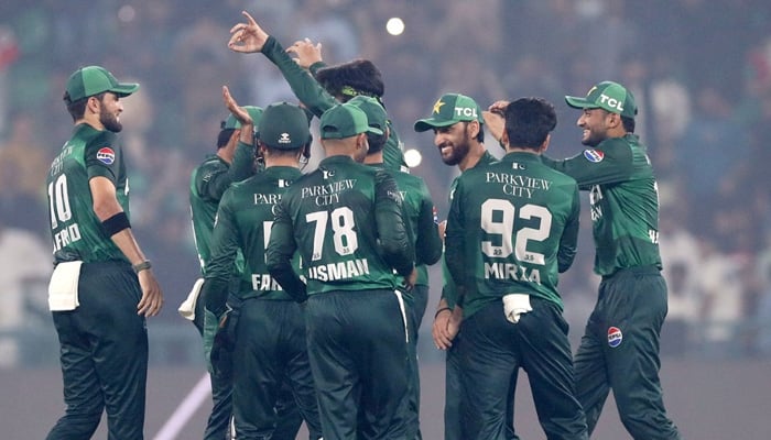 Pakistan players celebrate a wicket during the third T20I match against South Africa at Lahores Gaddafi Stadium on November 1, 2025. — PCB