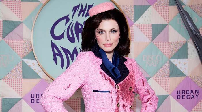 Julia Fox defends ‘extraordinary' Jackie Kennedy Halloween costume