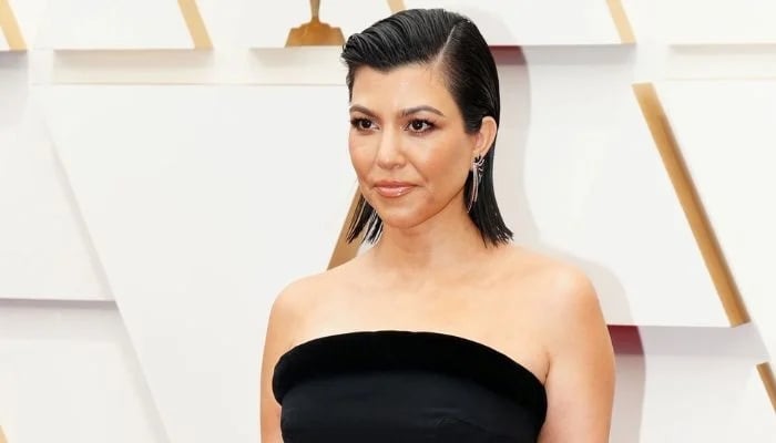 Photo: Kourtney Kardashian wants to take Scott Disick out of picture: Source