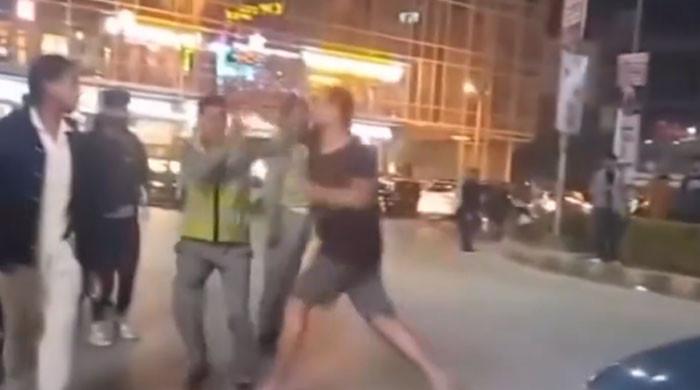 Islamabad man who assaulted traffic policemen arrested