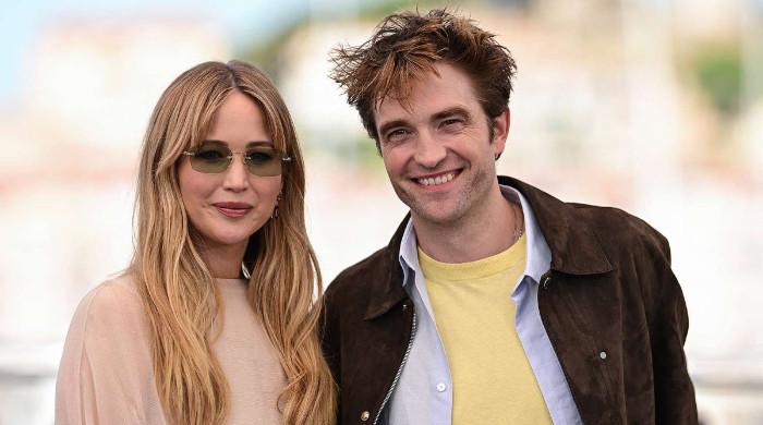 Robert Pattinson pokes fun at Jennifer Lawrence's snack choice