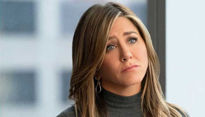 Jennifer Anistons new boyfriend Jim Curtis makes headlines